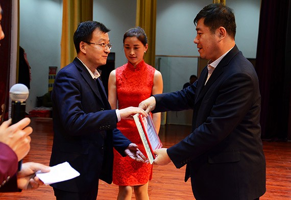 20170124112705174015