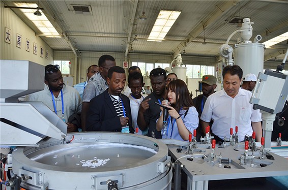 20170512103800972002