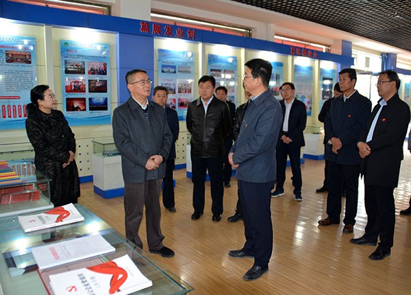 20171123221835789002