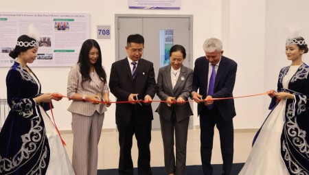 304am�������Ž�ˮ���š��й�ũҵ��ѧ�������˹���ũҵ���д�ѧ���������ġ��й�������ˮЧũҵ���ʽ�ϳ����ҡ���ѡ�й�����Ԫ�׼�ǩ�����������嵥��9��4�����ó����ҽ��Ƶ����ڹ�����ũ�ͽ������й�פ����ľͼ�����½�ޱ���й�ũ��У����̫����������ũ���һ��У������ڧ�??�ݡ��������ҧ�ѧԧڧާ�ӡ�304am�������Ž�ˮ���Ÿ߼����ܲô޾��ȳ�ϯ��